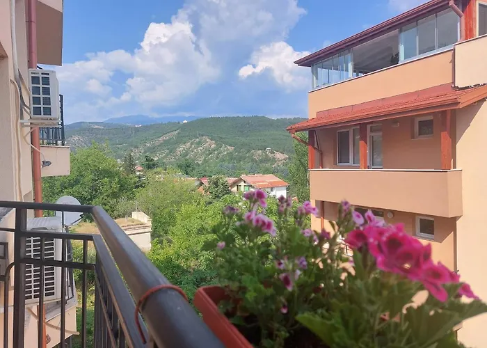 Apartament Emi